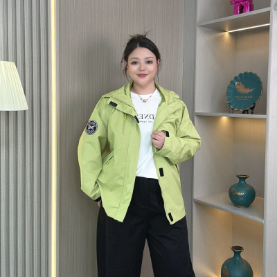 大码春秋防风三合一冲锋衣外套女