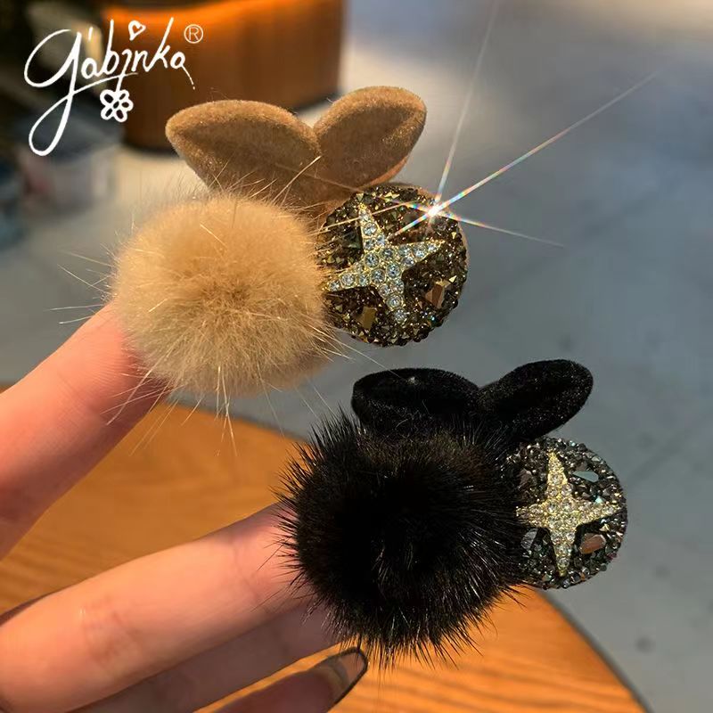 网红毛绒樱桃发夹小号半抓夹侧边刘海夹高级感精致水钻星星小抓夹