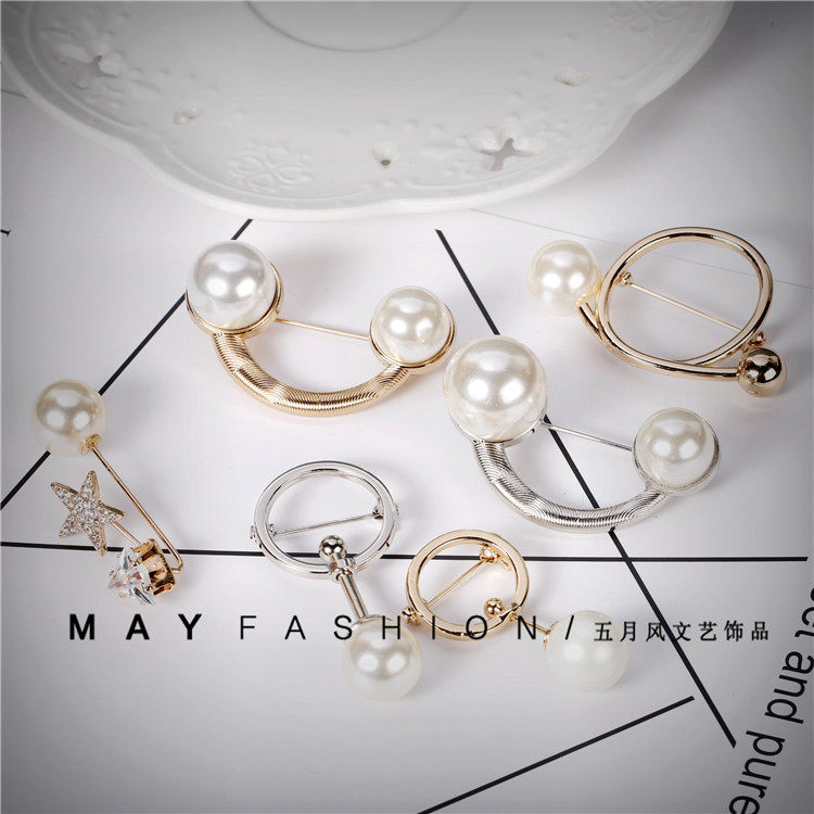 弧形雙珍珠胸針歐美極簡風圈圈珍珠憋著呢五角星锆石插針時尚別針在類目 飾品/流行首飾/時尚飾品新, 胸針中 - 來自Buy2taobao.com提供專業的淘寶代購服務