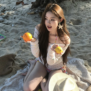 罩衫 碎花比基尼三件套海边度假风温泉泳衣女 星星长袖 纯欲辣妹泳装