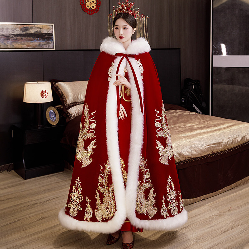 酒红色秀禾服披风中式婚礼新娘披肩结婚斗篷加厚毛领汉服女保暖冬