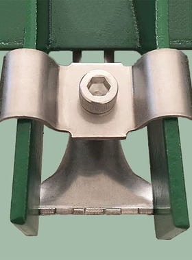 AG303/30格栅板安装夹30间距4020 35不锈钢楼梯卡扣钢格板直角MC