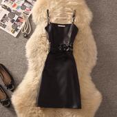 气质洋气修身 法式 时尚 少女高级感打底PU皮吊带连衣裙赫本风小黑裙