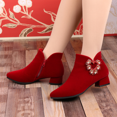 冬季结婚鞋女低跟平底孕妇酒红色中式婚礼敬酒新娘婚鞋加绒短靴子