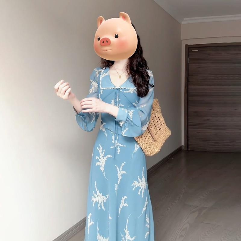 2025新款茶歇法式蓝色碎花长袖连衣裙子女夏日小个子气质雪纺长裙