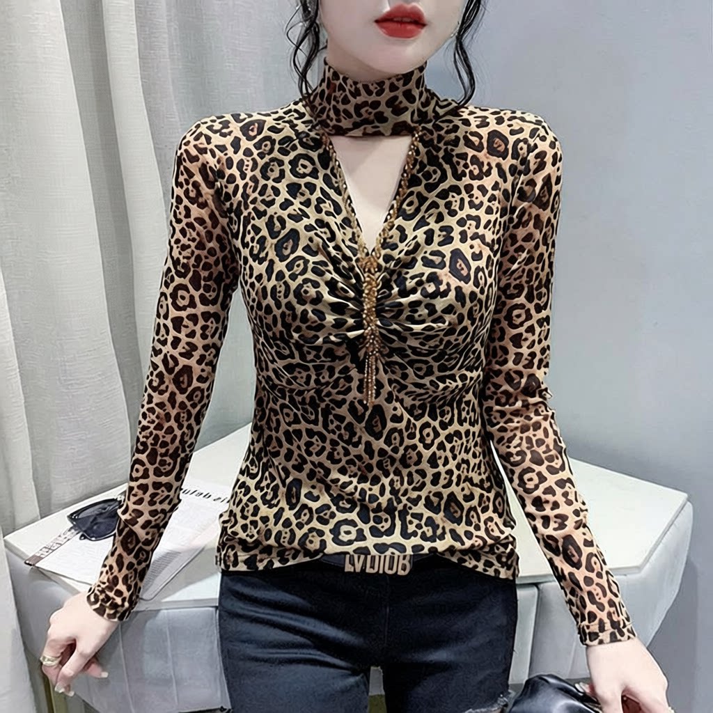 加绒加厚性感豹纹V领T恤女长袖冬季重工钉珠打底衫个性上衣潮套头