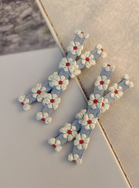 「吾庄」2只装 天蓝色系白色花朵简洁刘海发夹交叉边夹清新鸭嘴夹