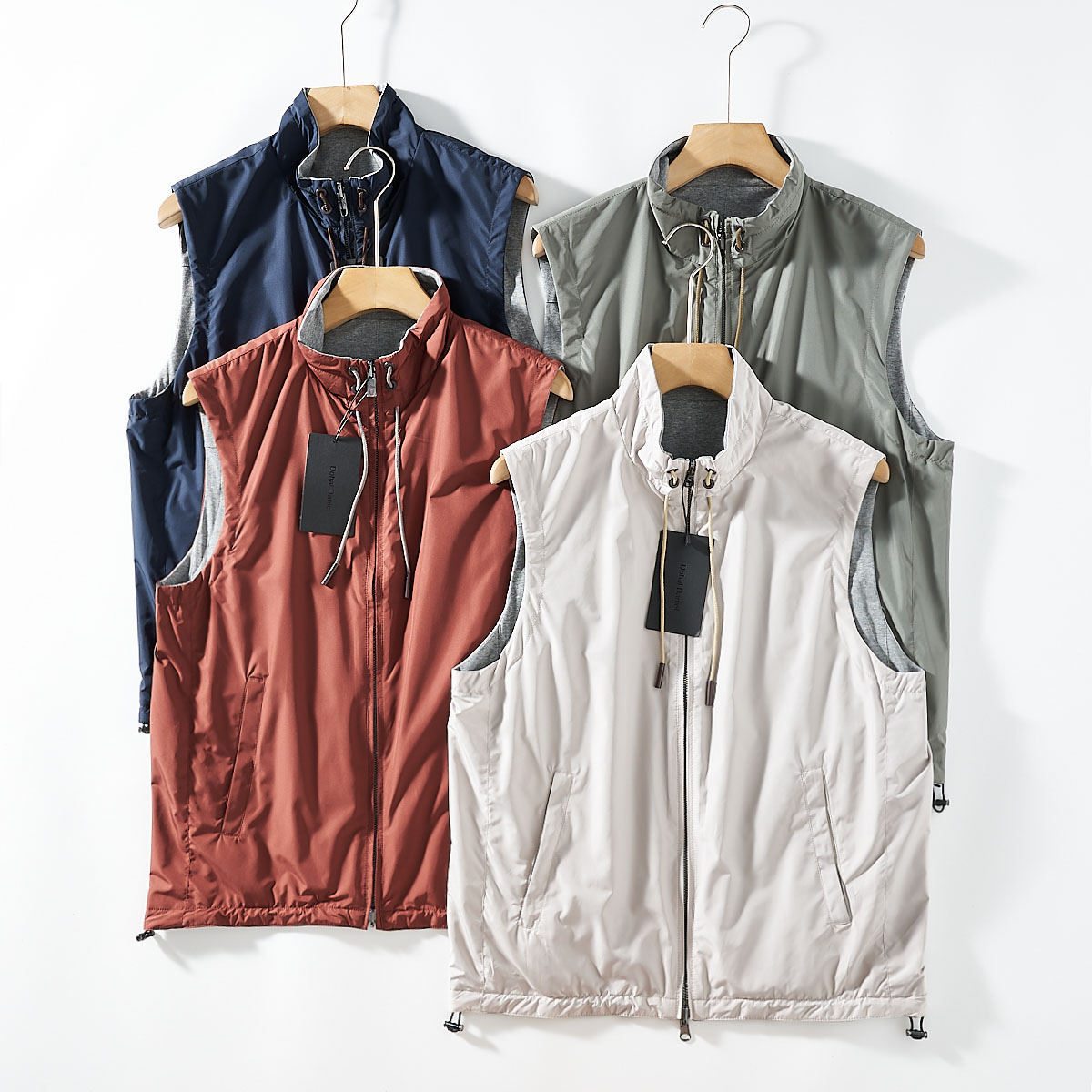 大捡漏 意奢Z系轻奢正反两面休闲立领马甲春夏男防水背心坎肩外套