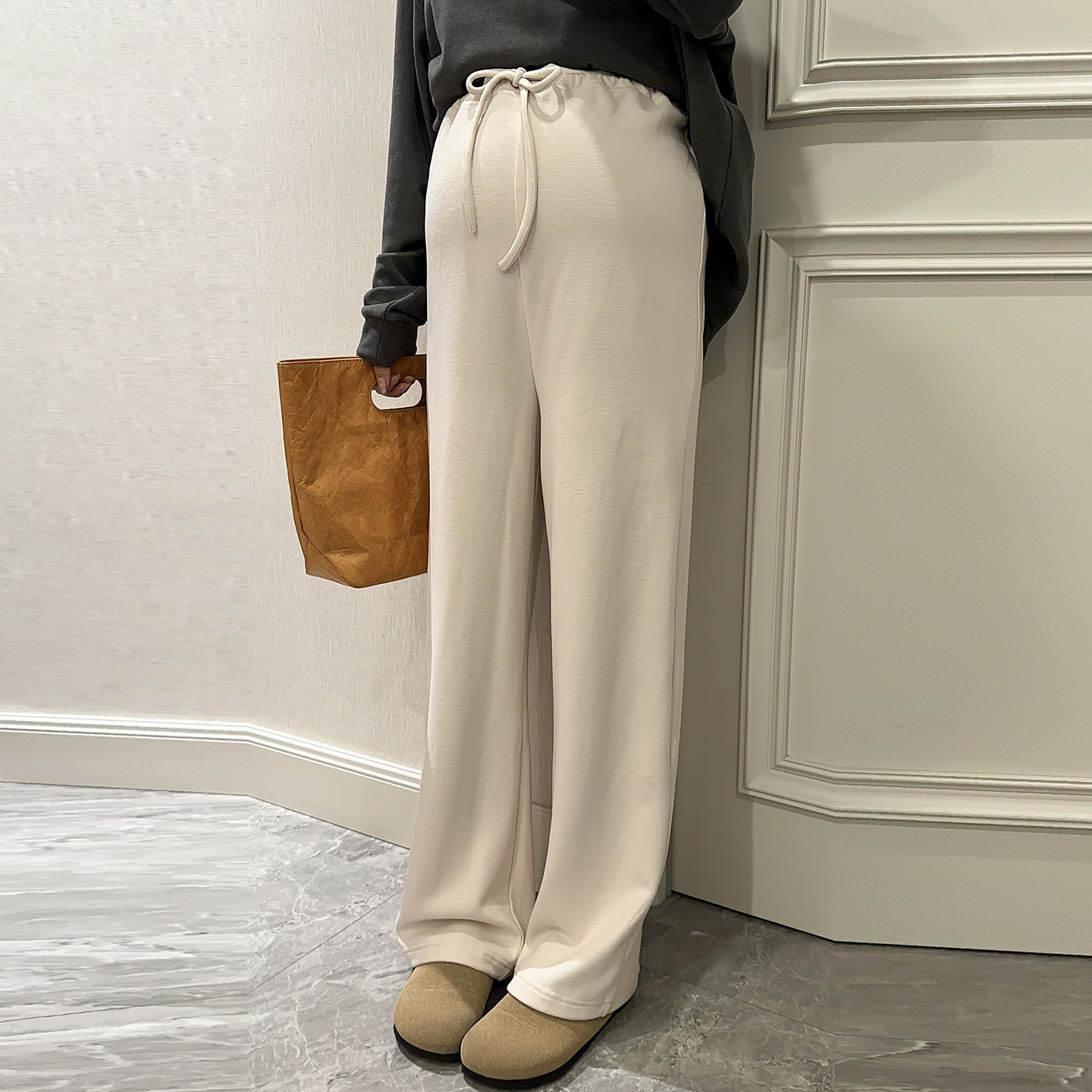 孕妇慵懒拼色腰头秋冬空气层显瘦外穿不勒肚子阔腿裤直筒休闲裤