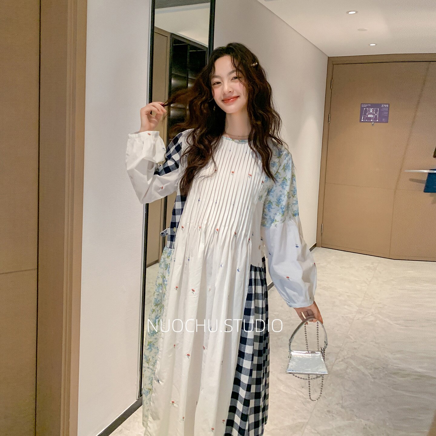 ◆诺初◆孕妇文艺拼接连衣裙春季甜美格纹碎花宽松减龄中长款裙子