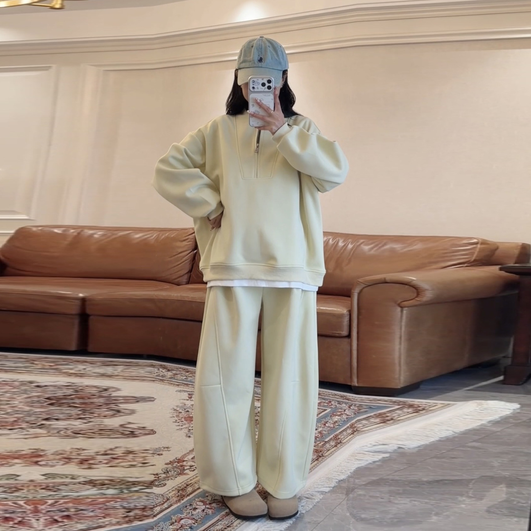 秋冬女洋气减龄卫衣阔腿裤两件套