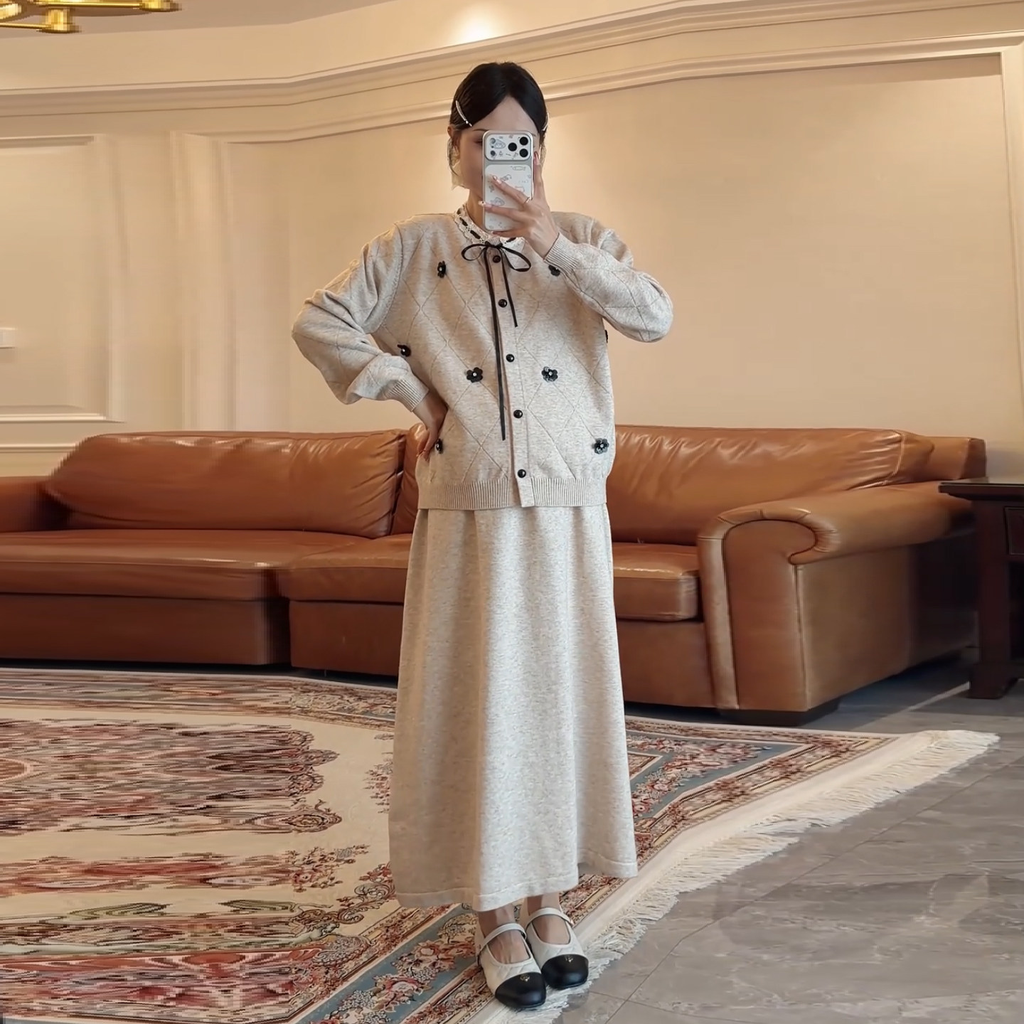 秋冬孕妇蕾丝边针织开衫连衣裙