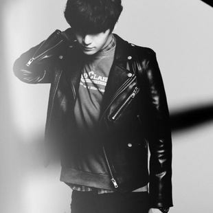 翻领青年拉链短款 帅气2024新款 机车皮夹克外套 潮流韩版 皮衣男修身