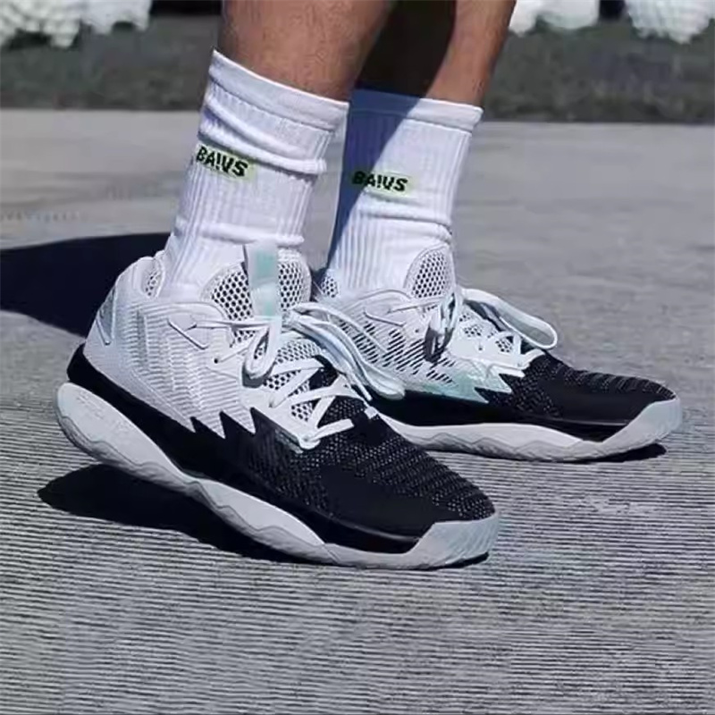 阿迪达斯青少年耐磨实战篮球鞋