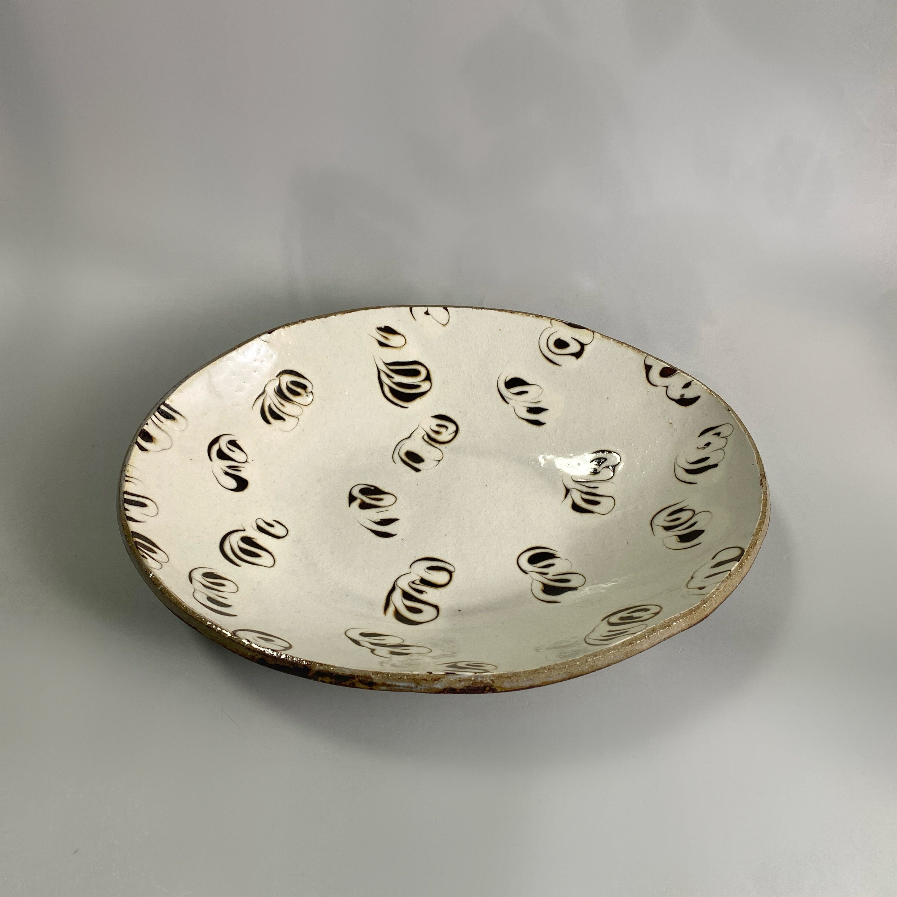 现货日本手作器 柳濑俊一郎 米白色花纹圆钵圆盘沙拉盘餐具碗手绘