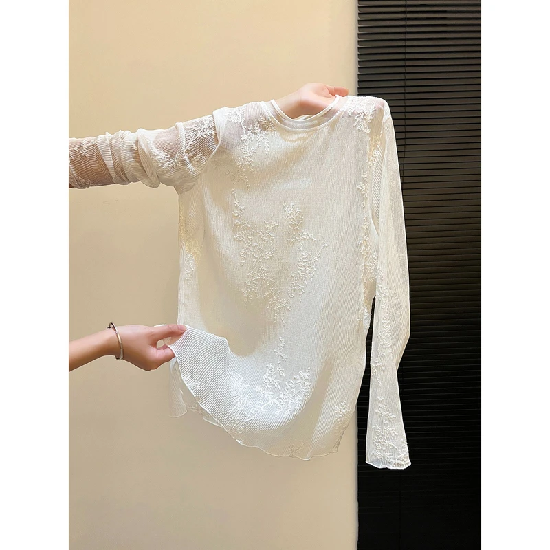 韩系蕾丝刺绣侧开叉长袖T恤女2025夏季款宽松休闲百搭防晒衣上衣