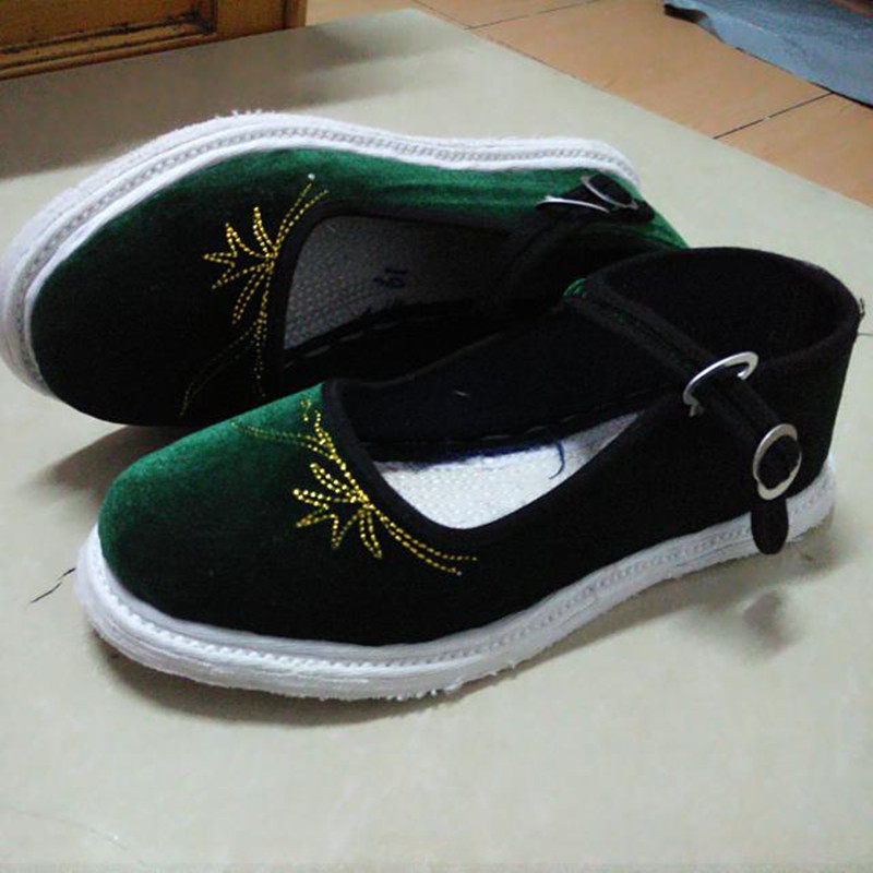 手工绣花鞋纯手工苗族姑娘一字扣花布鞋名族风中式云南千层底布鞋