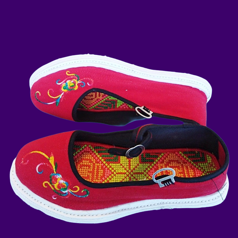 手工绣花鞋纯手工苗族姑娘一字扣花布鞋名族风中式云南千层底布鞋