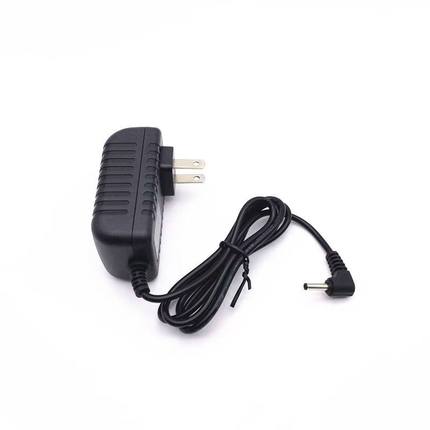 适用宝驰盛M14笔记本电脑充电器线电源适配器5V2.5A小孔圆孔线