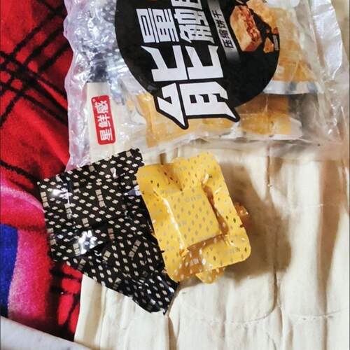 新鲜感压缩饼干充饥抗饿代餐饱腹整箱真空包装粗粮零食休闲