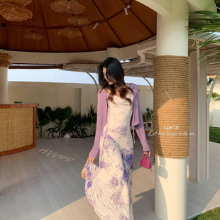 I am沐-瑰碎花面料收腰显瘦斜边下摆吊带连衣裙(只卖连衣裙)YZ03