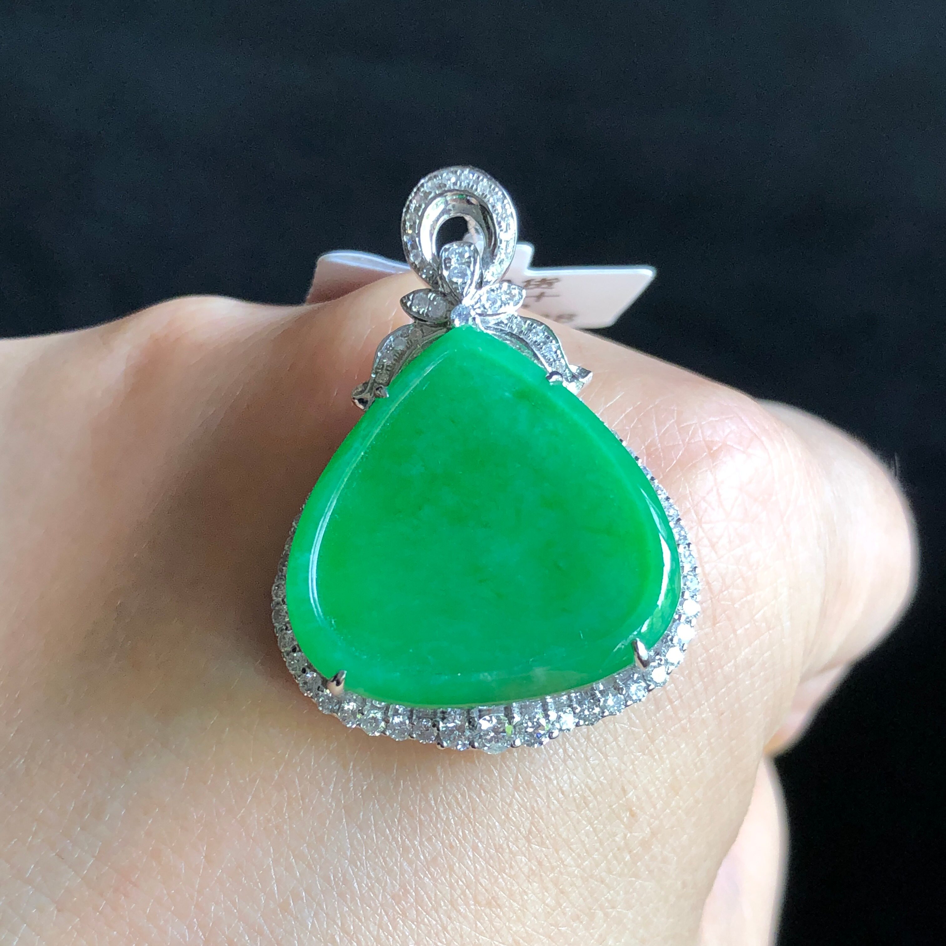 高档冰满绿天然a货翡翠水滴吊坠18k金镶嵌翠绿玉石吊坠玉坠q402