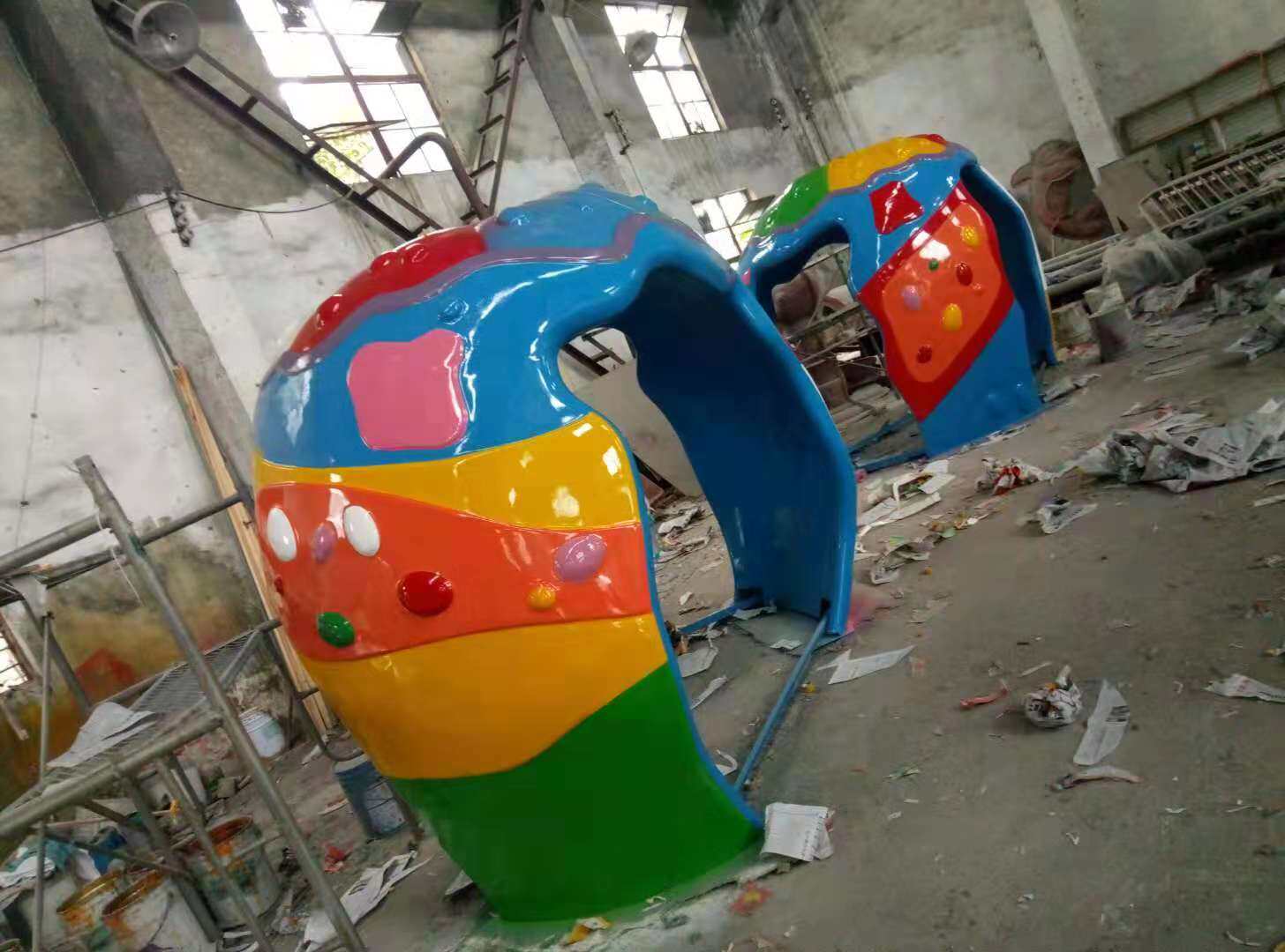 水上乐园设备彩虹滑梯喷水小品彩虹滑梯造浪设备真空造浪设备厂家