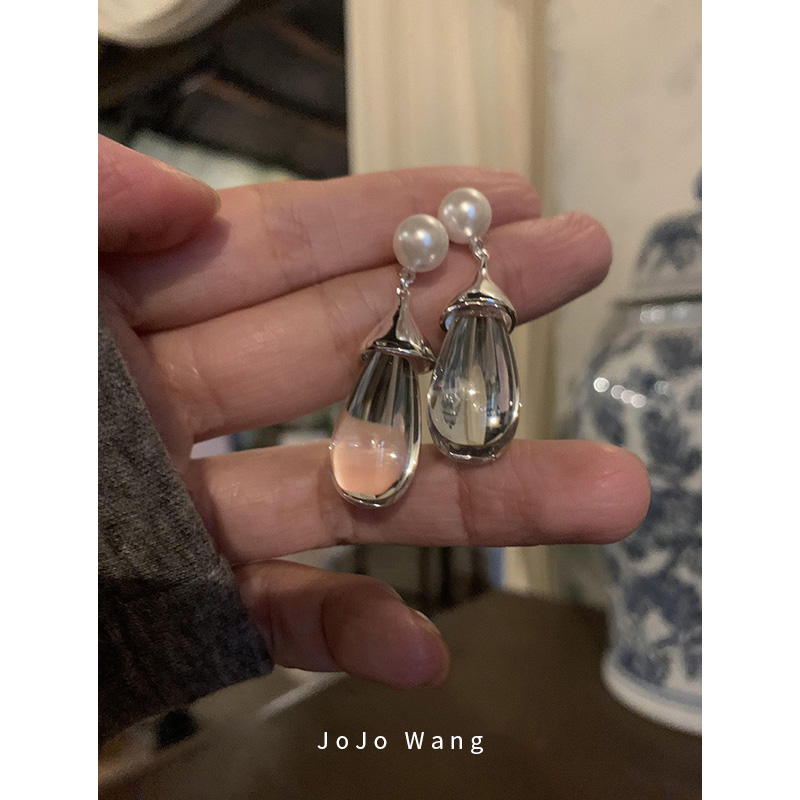 你们问的耳环~水滴透明高级