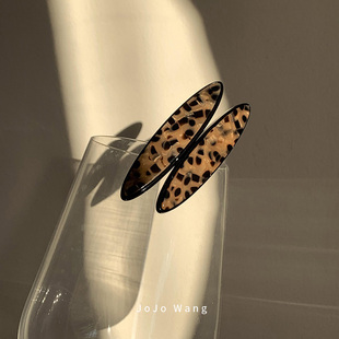 好看色系 属于秋冬 限时2件88折 豹纹韩国简约发夹侧边 新品