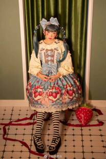 【Daydream现货】治田团治 熊熊草莓园Lolita无袖连衣裙