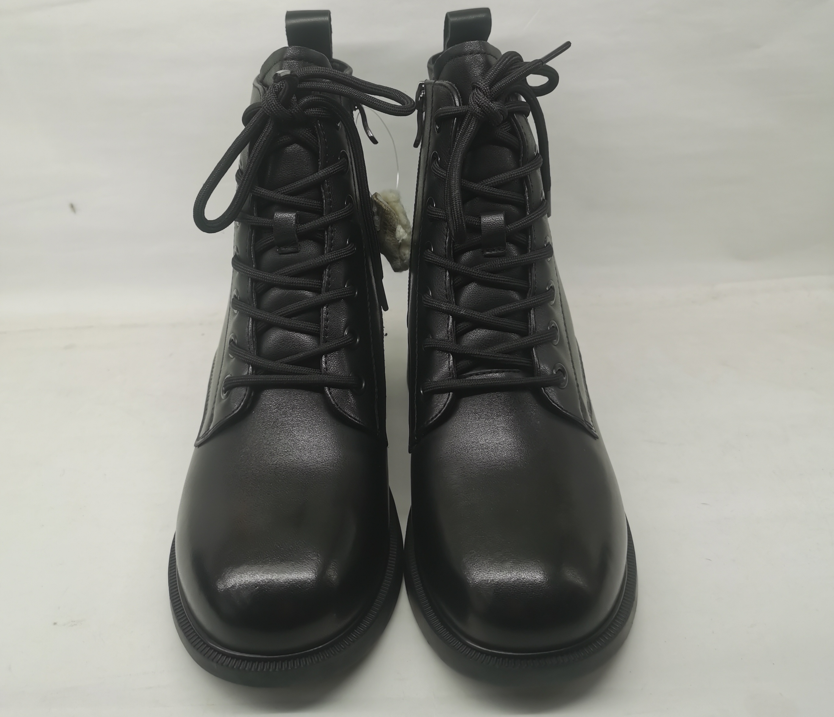 意尔康2024新款冬季真皮羊毛靴子马丁靴女款加绒短靴S762AM06896Z