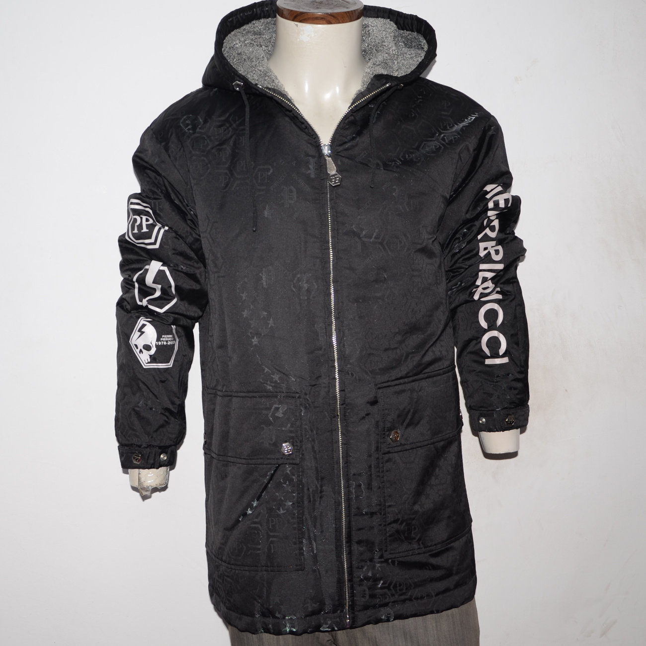 P+P男装冬连帽厚风衣棉衣棉服