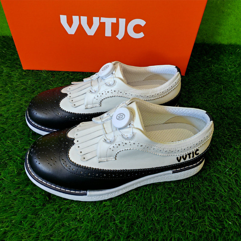 韩国英伦风高尔夫球鞋黑白拼色旋钮系带雕花舒适防滑男鞋真皮女款