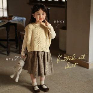 女童春季 幼儿园宝宝韩版 针织马甲碎花半裙套装 洋气马夹半身裙潮