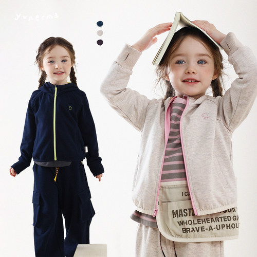 允儿妈连帽卫衣外套休闲裤套装