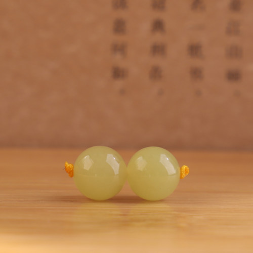 天然新疆和田玉若羌料黄口玉圆珠