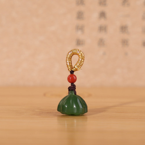 俄料碧玉莲蓬小滴溜小吊坠阳绿色