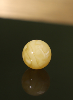 670号10.5mm。帝廷家正品天然俄料蜜蜡圆珠散珠黄白花蜡单颗精品