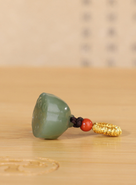 和田玉莲蓬小滴溜小吊坠手串饰