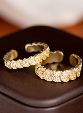 金美澳高级感轻奢波光粼粼戒指女2025中古新款小众设计高级感指环