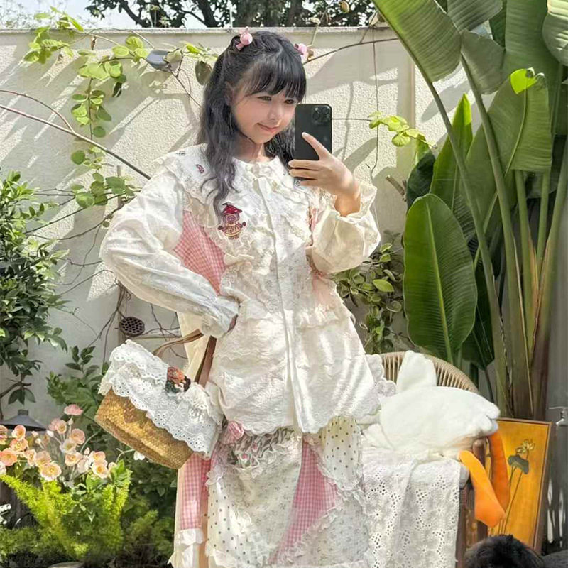 女装新款森女系蕾丝花边领棉制宽松长袖衬衫可爱小清新刺绣女上衣
