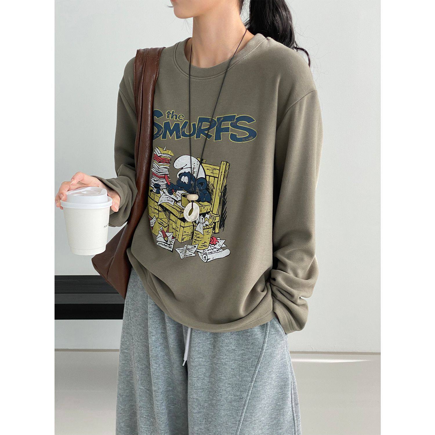 那末美式复古卡通印花磨毛长袖T恤女圆领百搭印花宽松打底衫