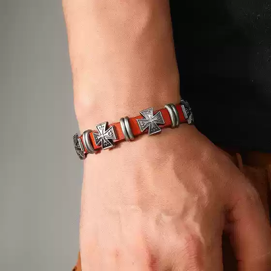 Creative and Minimalist Punk-Style Clothing Accessories, Personalized European and American Cross Leather Bracelets, Fashionable and Versatile Accessories