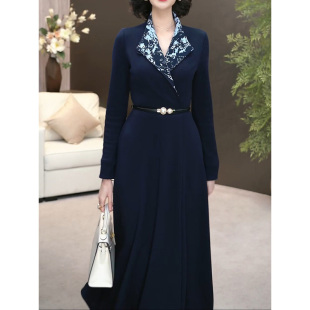 高档轻奢洋气加厚加绒连衣裙2025秋冬新款 显瘦A字裙 气质减龄修身