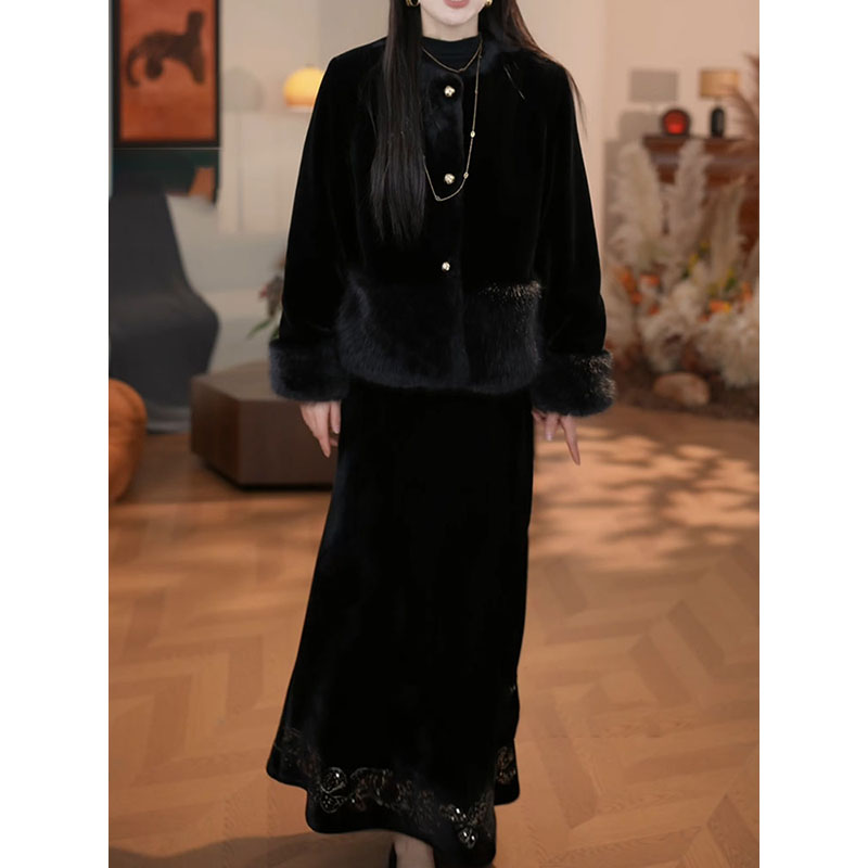高档气质名媛时尚套装2025冬季新款超仙减龄加绒毛毛外套+半身裙