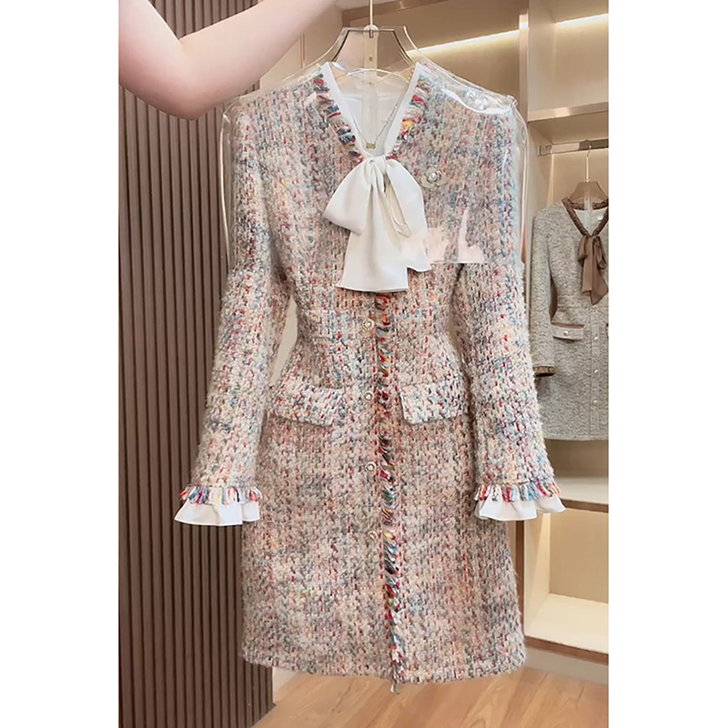 法式时尚潮流蝴蝶结加厚连衣裙2025冬季新款气质名媛显瘦遮度裙子