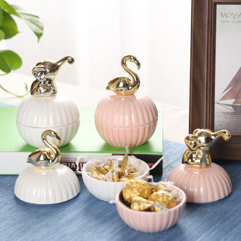 婚礼陶瓷欧式喜糖盒火烈鸟创意礼盒结婚伴娘伴手礼满月回礼糖果盒