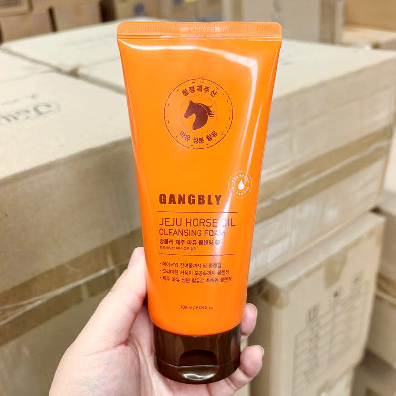 洗面奶~韩国马油洗面奶 180ml 深层清洁 洗卸妆二合一