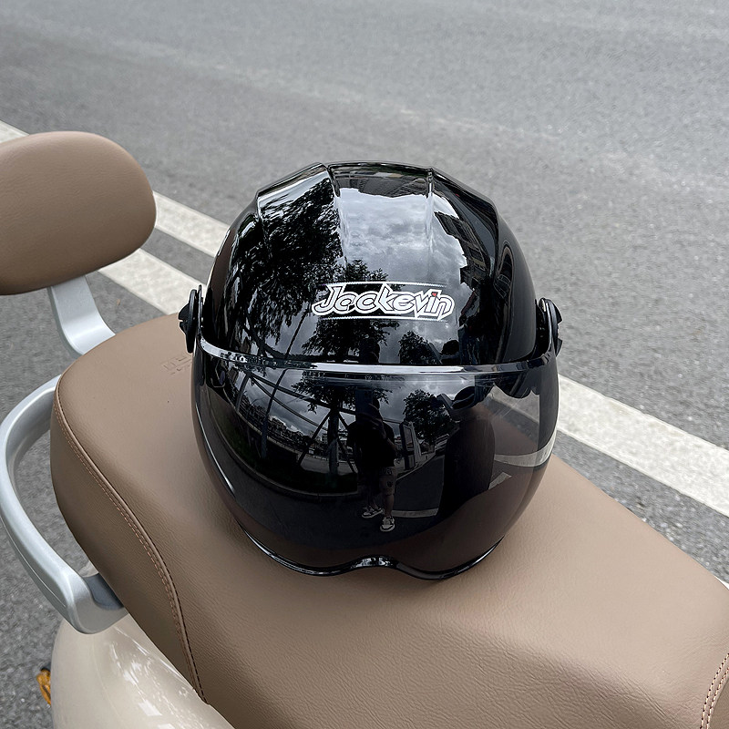 头盔电动车安全帽新款四季通用