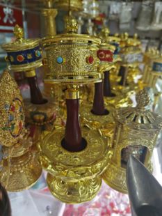 藏族转经简轮藏经转筒底座手摇轮摆件拍照打卡旅游纪念品